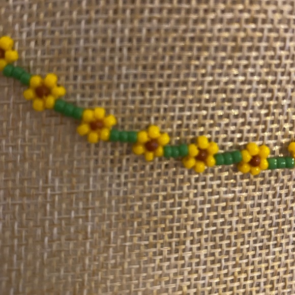 PuraVida Daisy Choker Necklace #276 - Picture 2 of 3